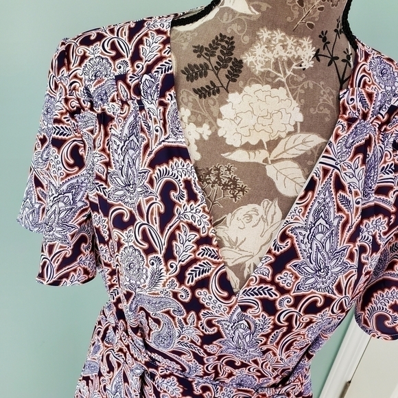 NWT Ella Moon Paisley Wrap Dress Sz. S/M - Picture 2 of 8